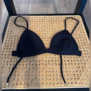 Vix Black Triangle Bikini Top